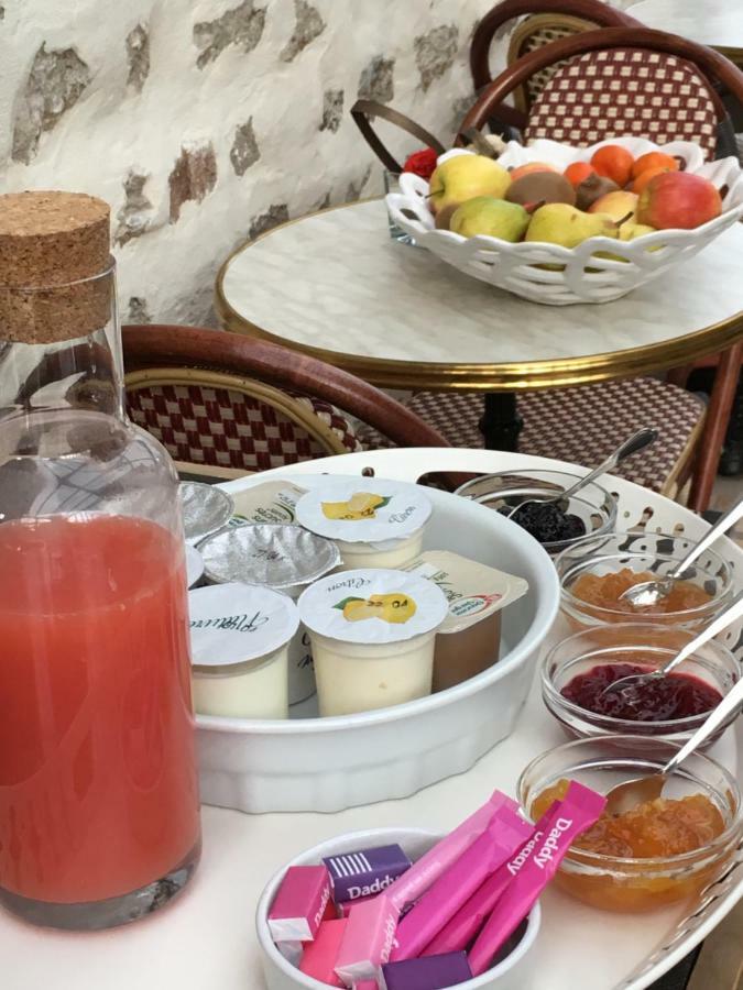 Les Dames De Nage Acomodação com café da manhã Grand-Champ Exterior foto